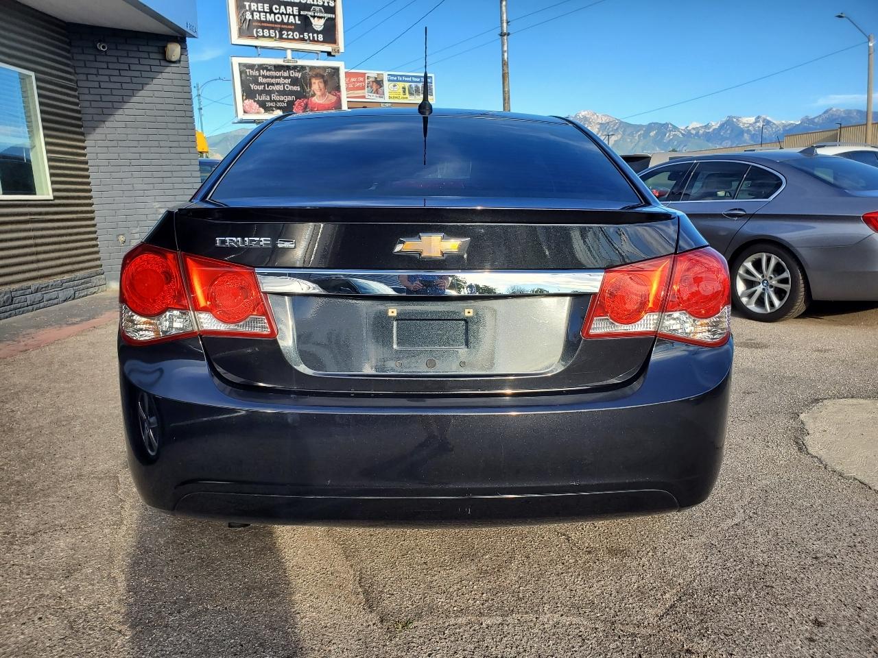 Chevrolet Cruze 4dr Sdn ECO 2012