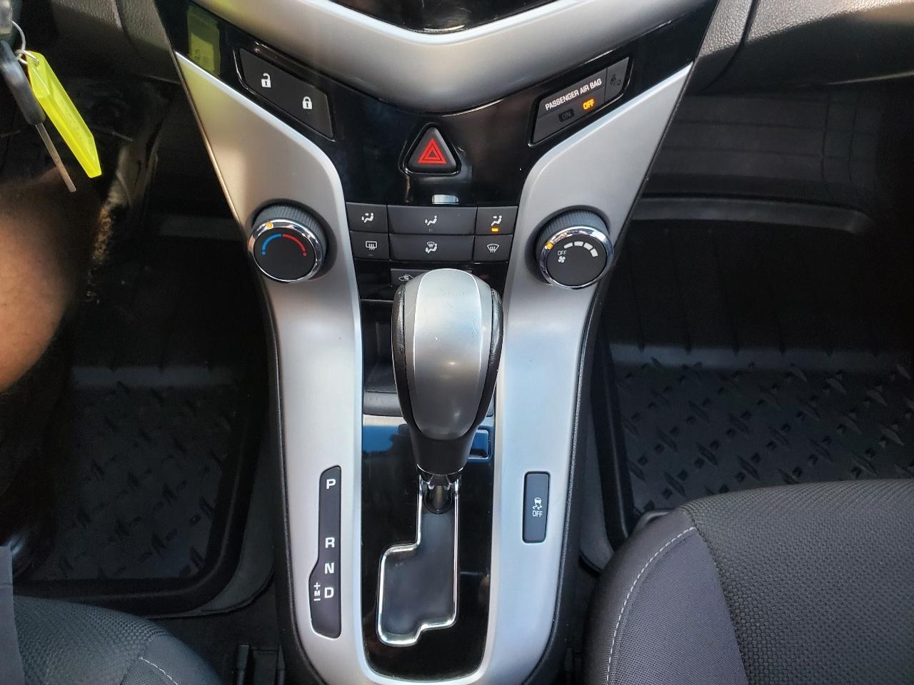 Chevrolet Cruze 4dr Sdn ECO 2012