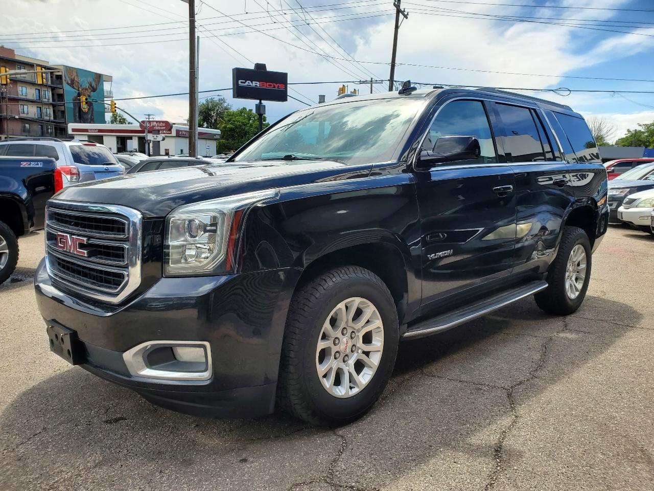 GMC Yukon 4WD 4dr SLT 2017