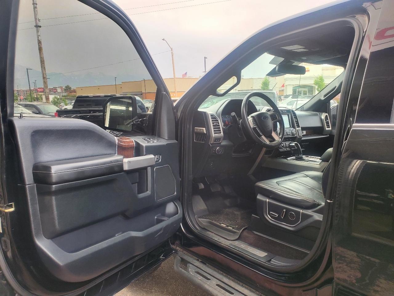 Ford F-150 Platinum SuperCrew 5.5-ft. Bed 4WD 2016