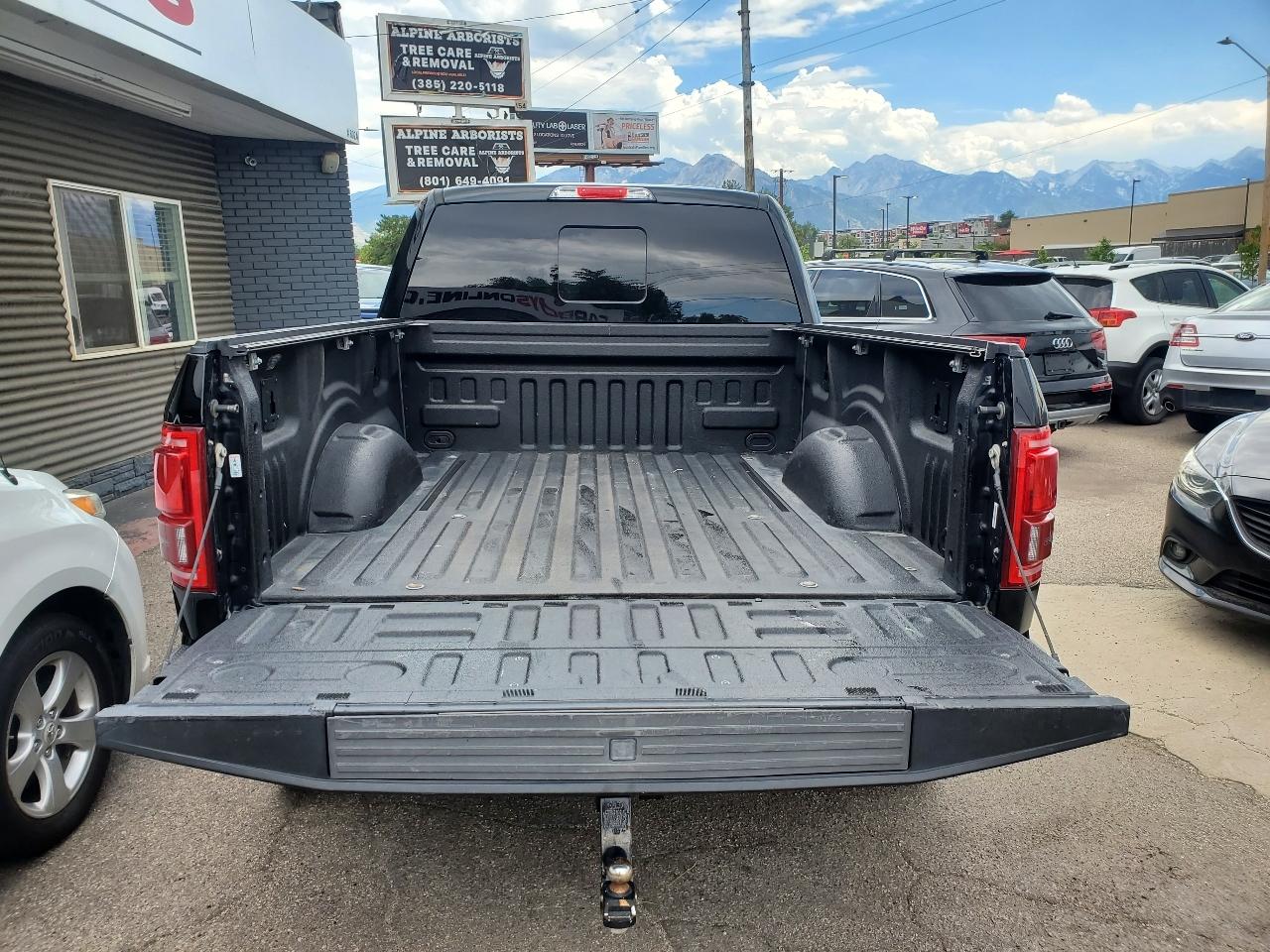 Ford F-150 Platinum SuperCrew 5.5-ft. Bed 4WD 2016