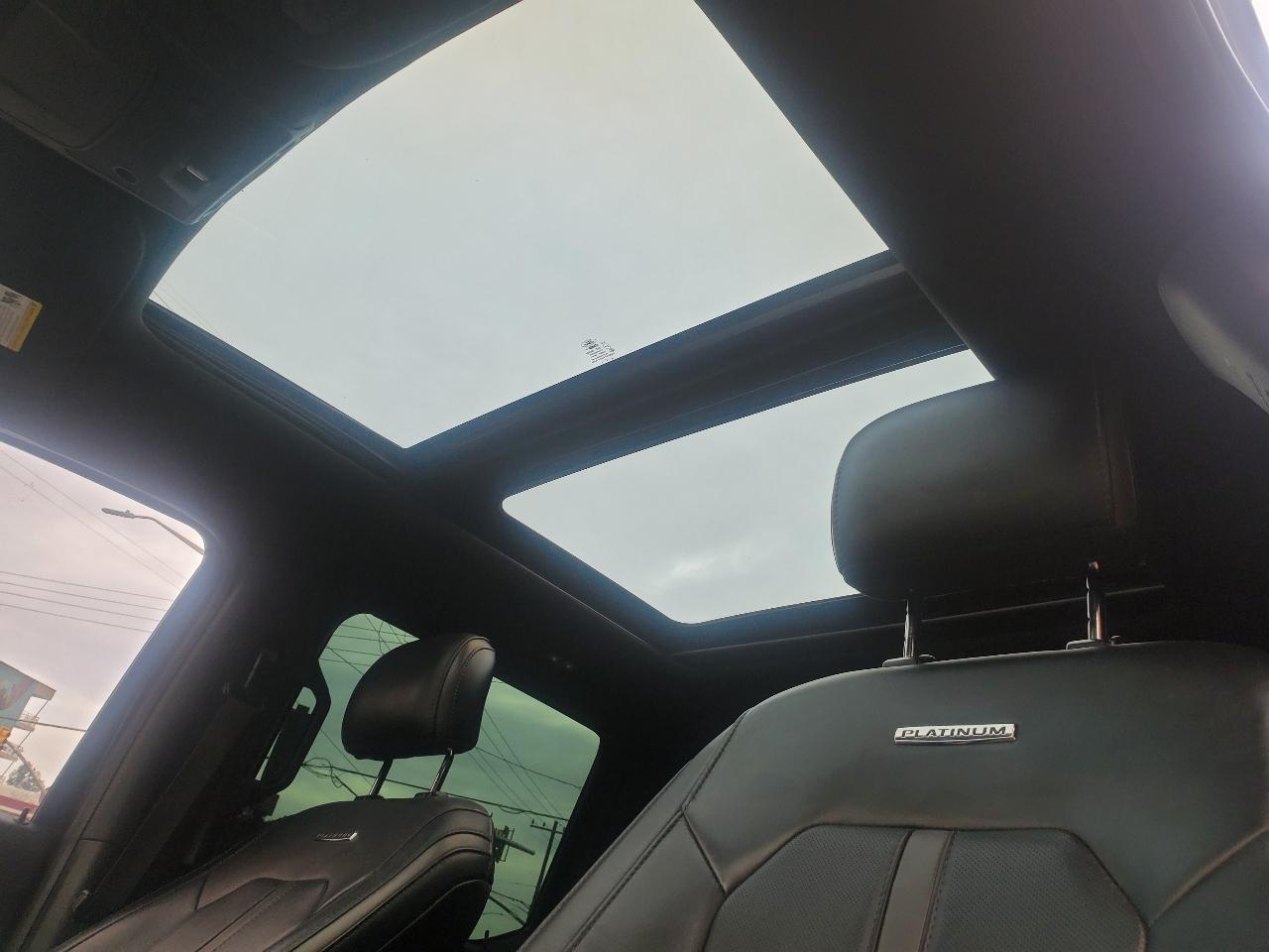 Ford F-150 Platinum SuperCrew 5.5-ft. Bed 4WD 2016