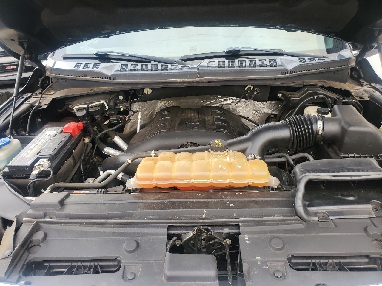 Ford F-150 Platinum SuperCrew 5.5-ft. Bed 4WD 2016