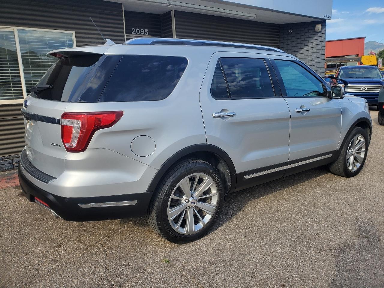 Ford Explorer Limited 4WD 2018