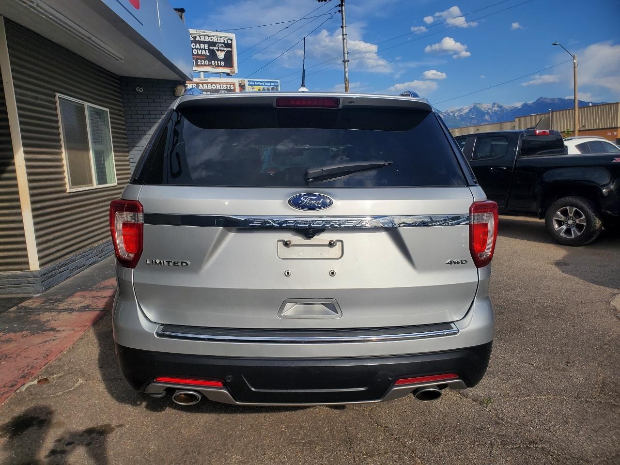 Ford Explorer Limited 4WD 2018
