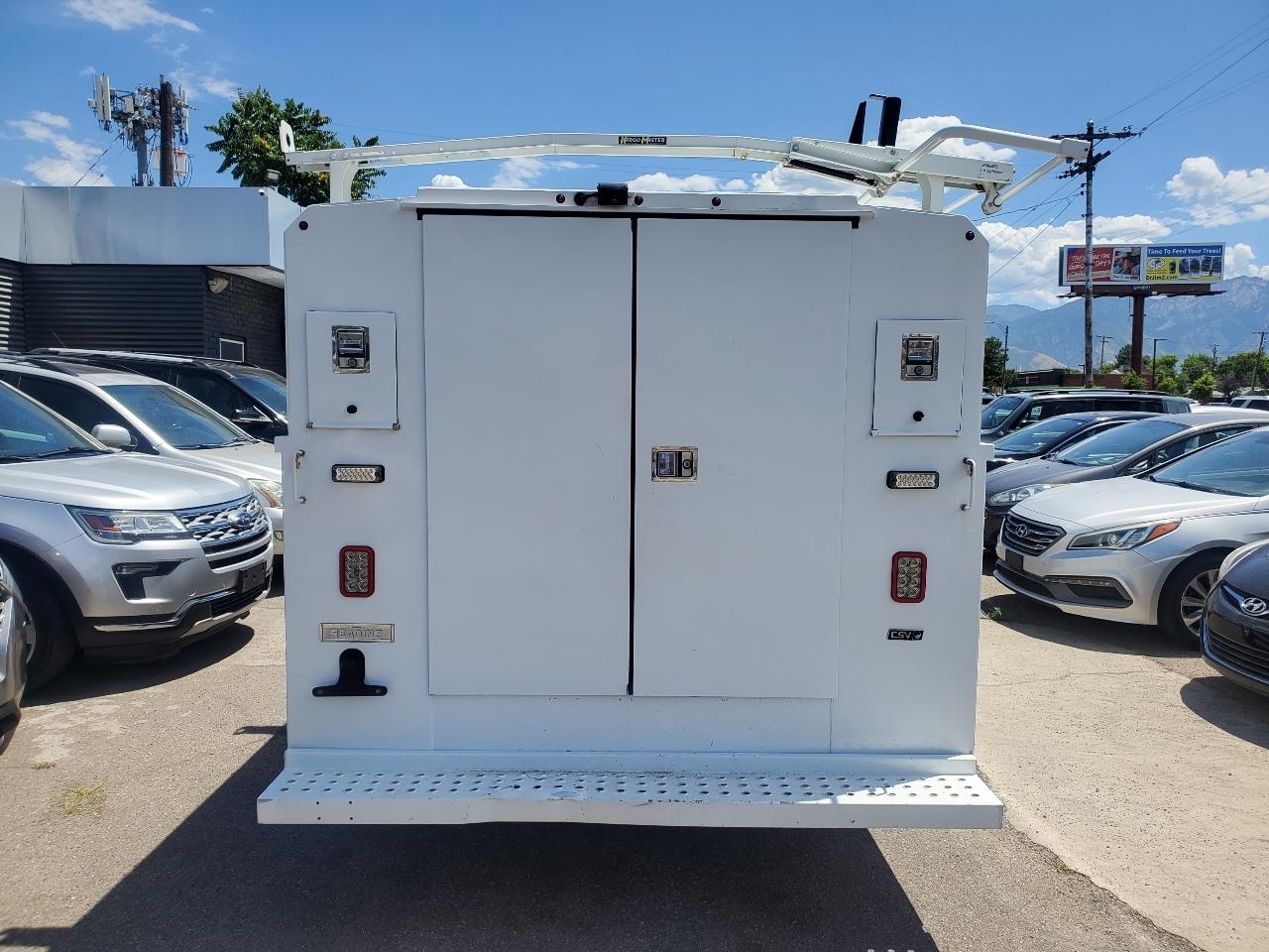 Ford Transit Cutaway T-350 SRW 138" WB 9500 GVWR 2018