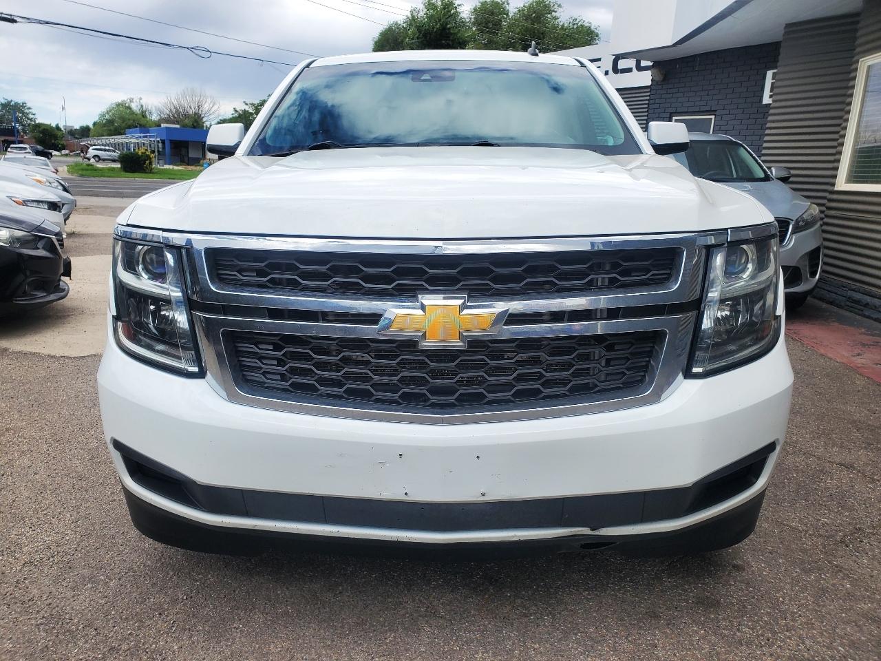 Chevrolet Suburban 4WD 4dr LT 2015
