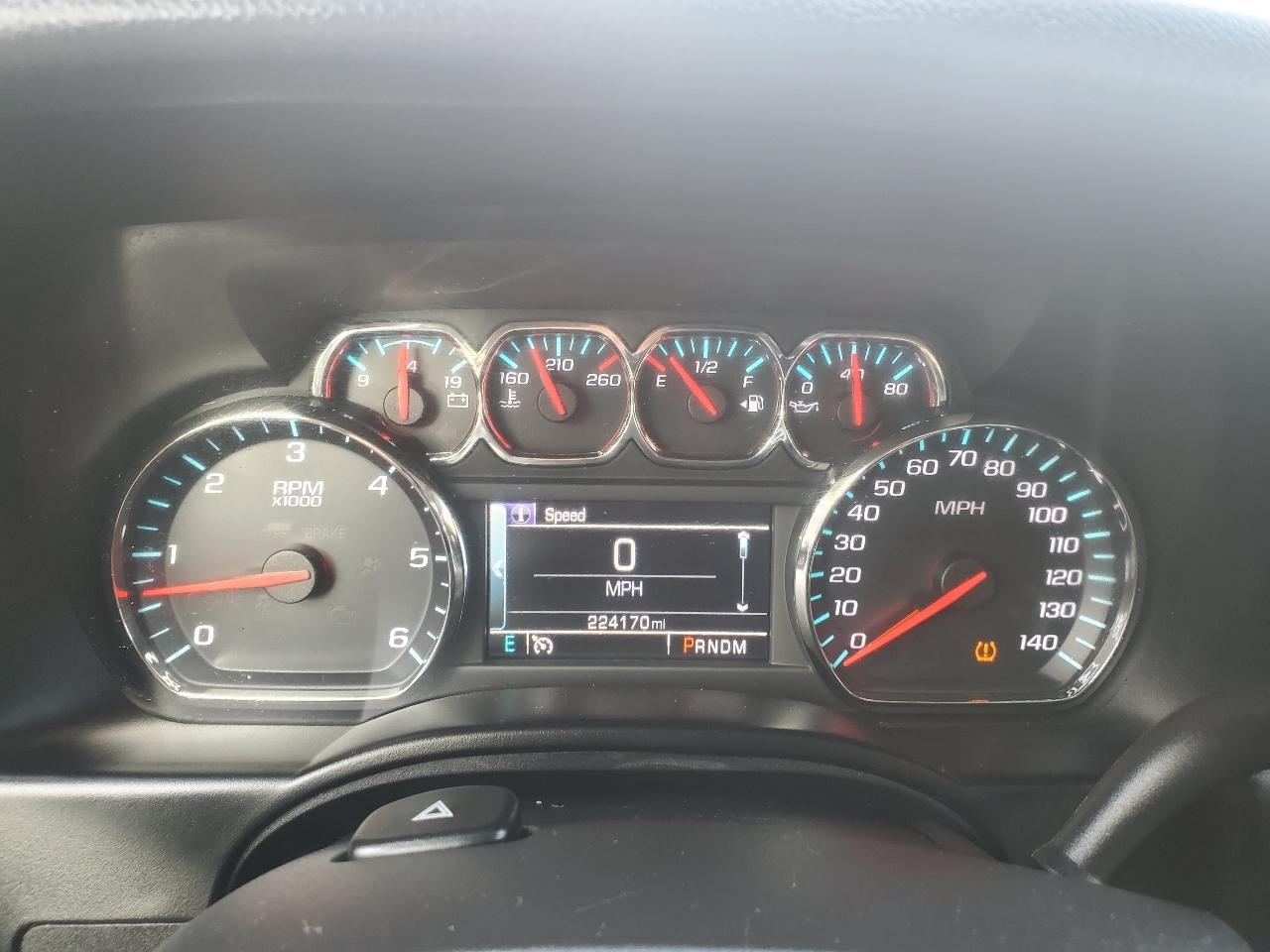Chevrolet Suburban 4WD 4dr LT 2015