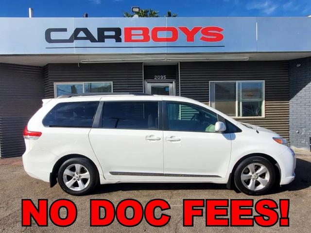 2012 Toyota Sienna LE 7-Passenger