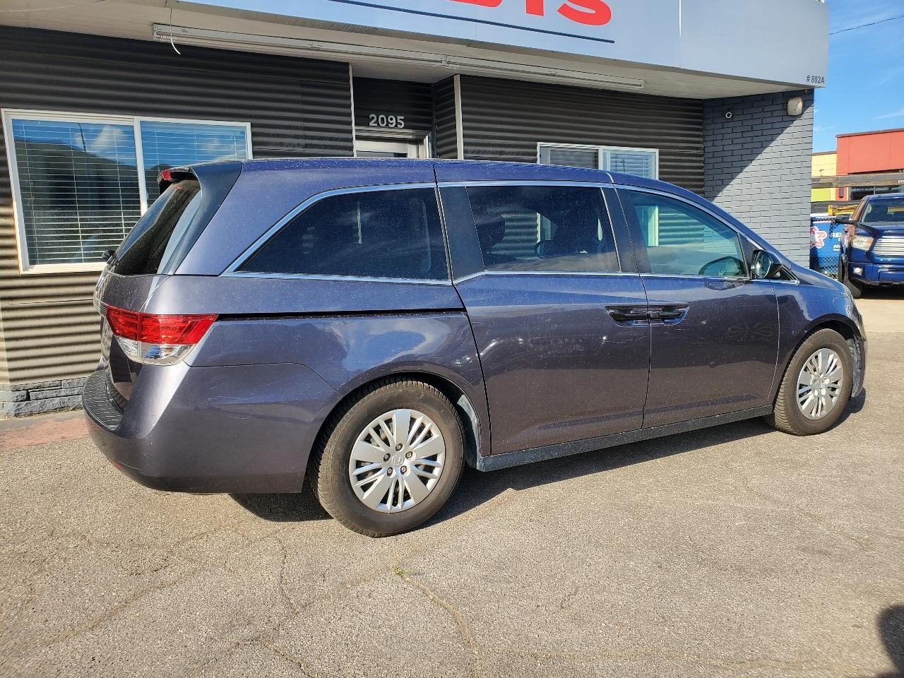 Honda Odyssey 5dr LX 2016