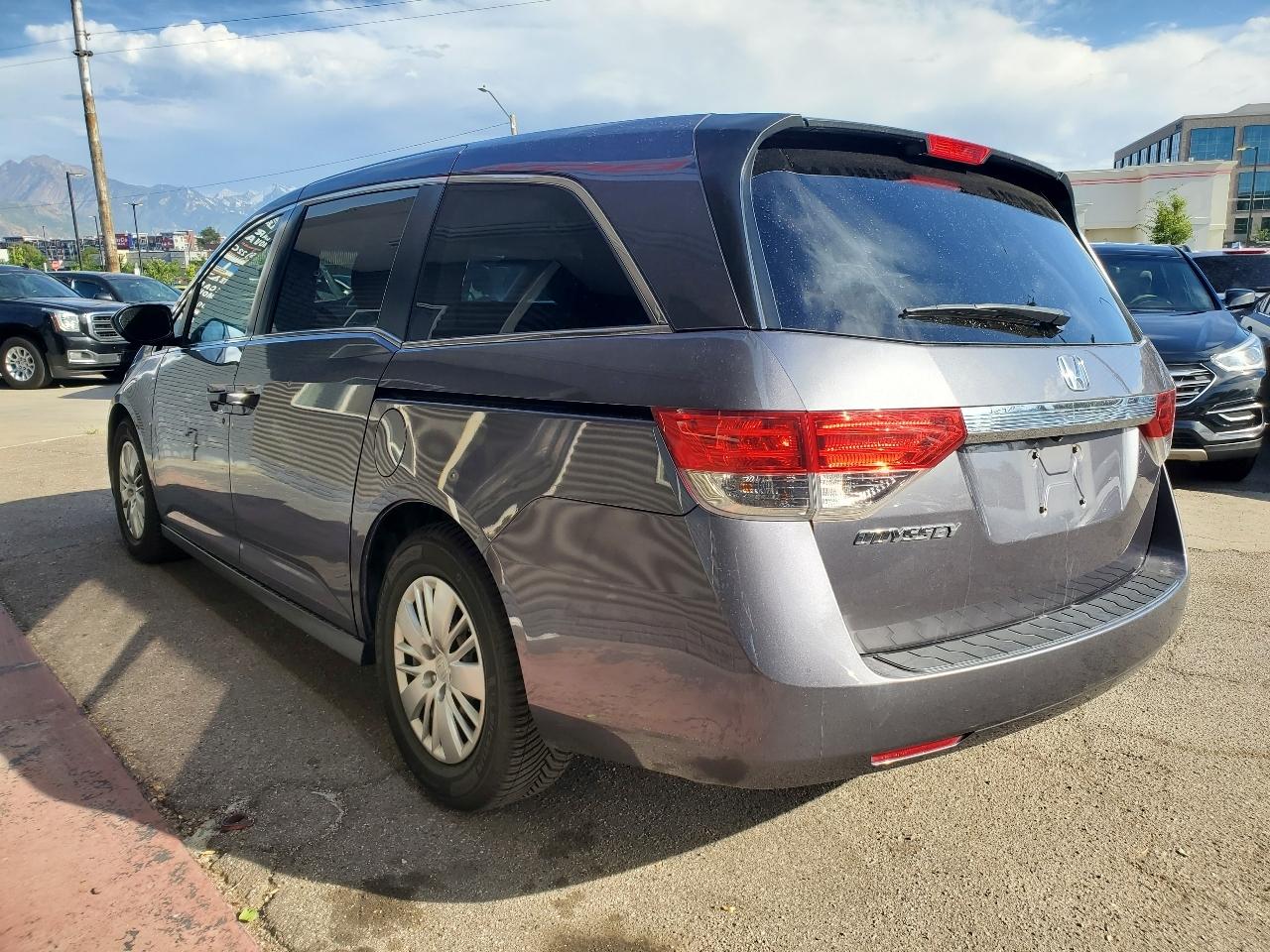 Honda Odyssey 5dr LX 2016