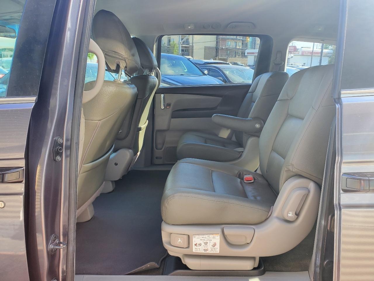 Honda Odyssey 5dr LX 2016