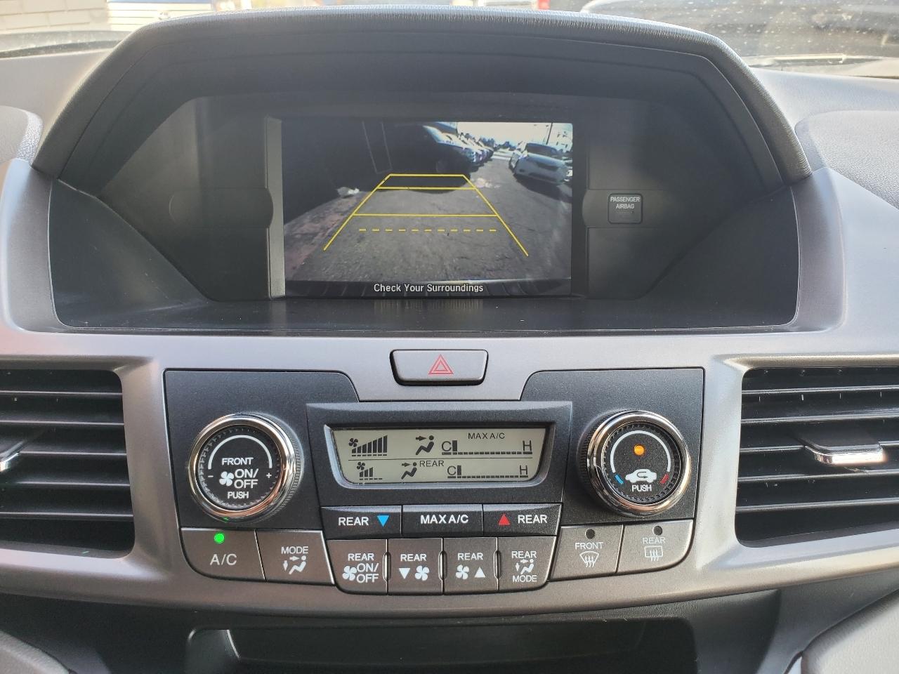 Honda Odyssey 5dr LX 2016