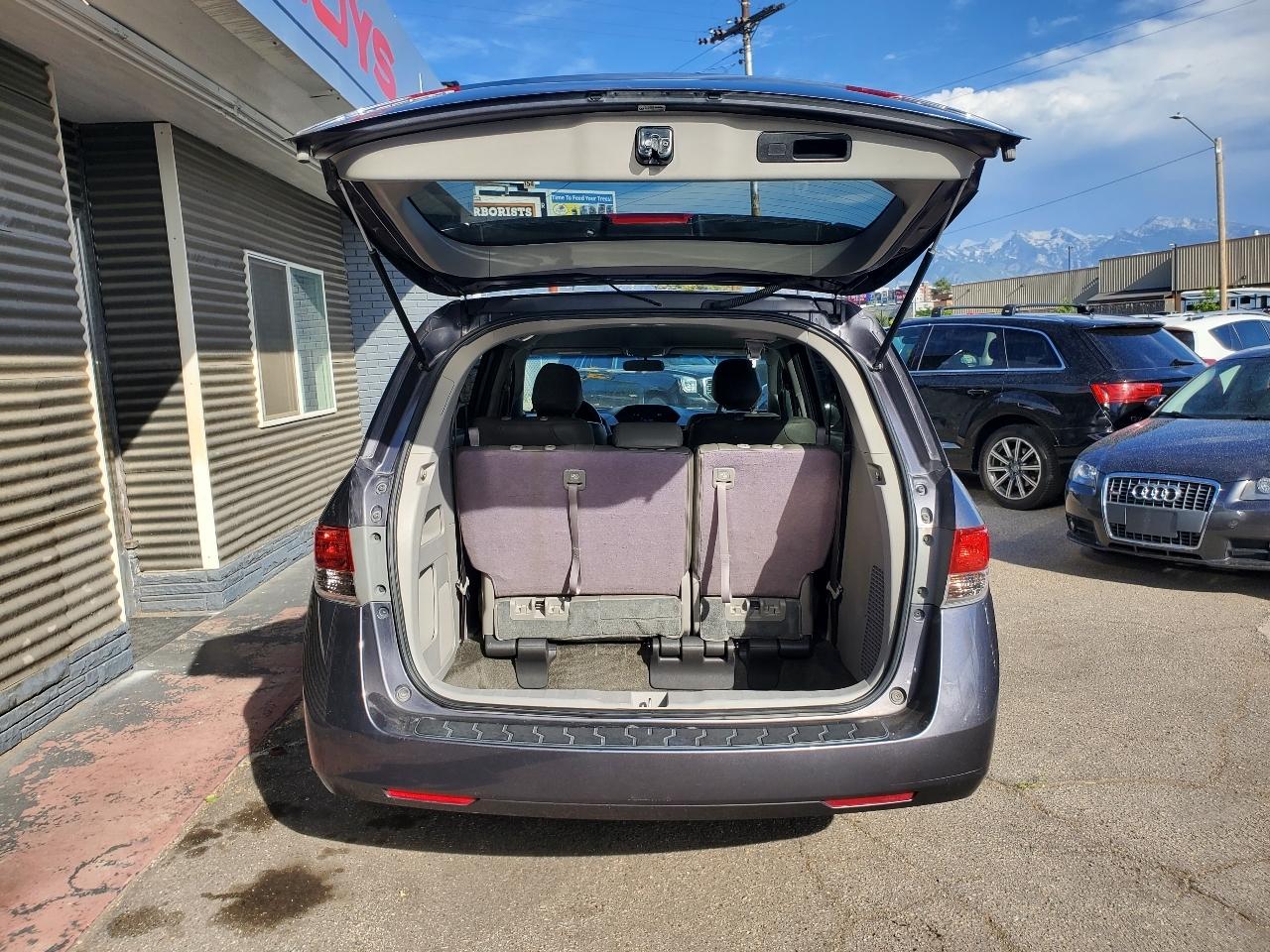 Honda Odyssey 5dr LX 2016