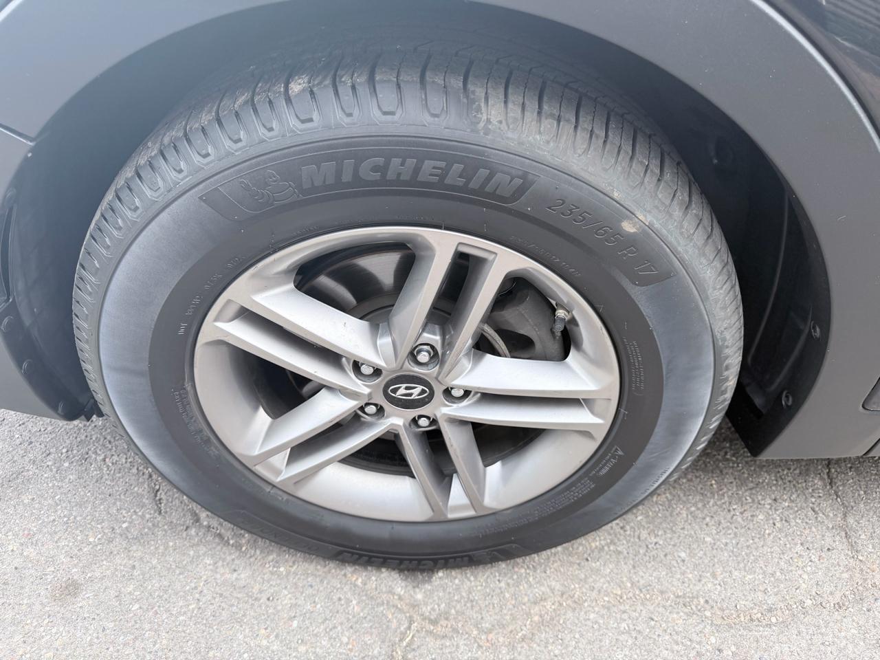 Hyundai Santa Fe Sport 2.4L Auto AWD 2017