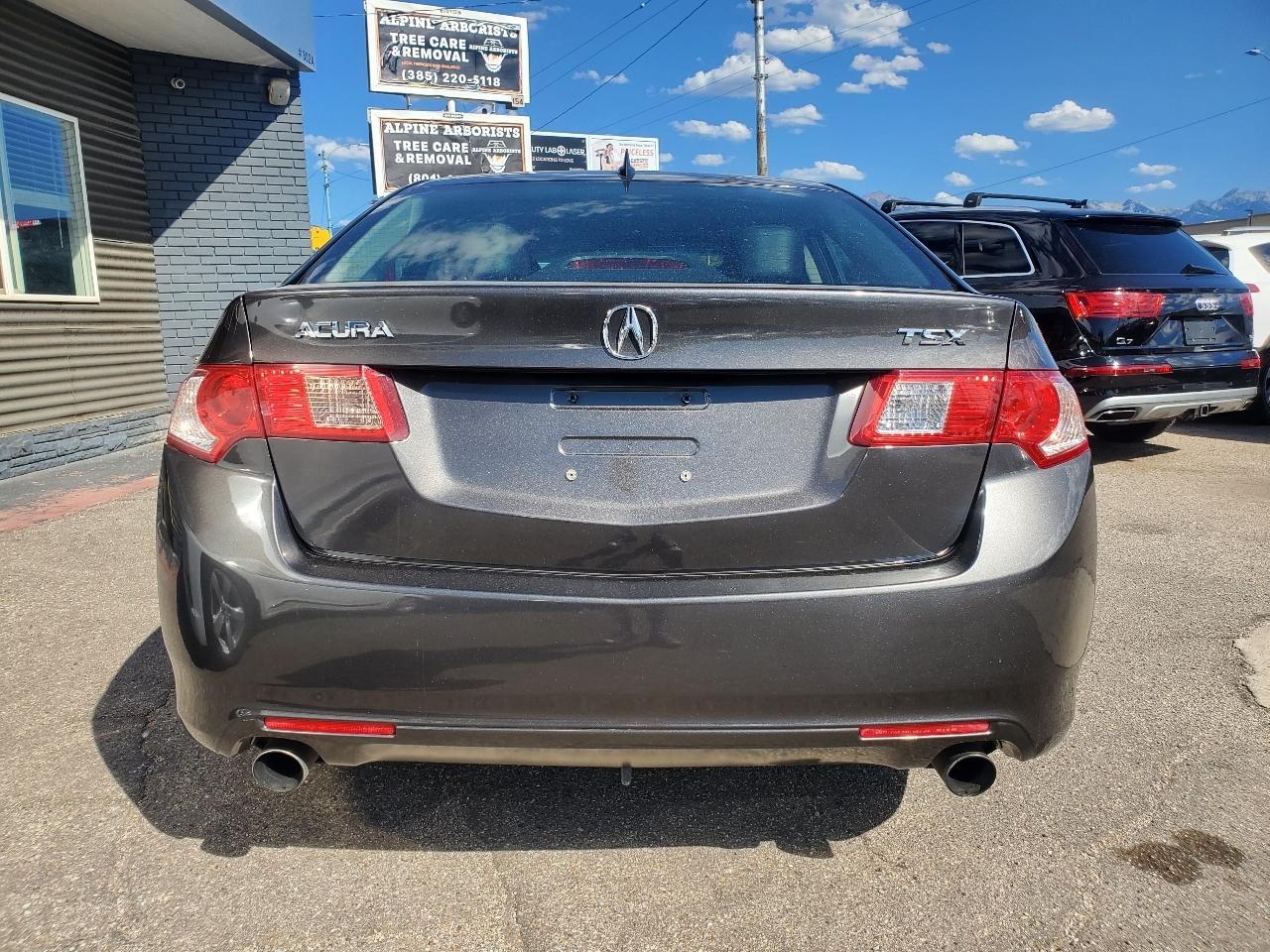 Acura TSX 4dr Sdn I4 Auto 2010
