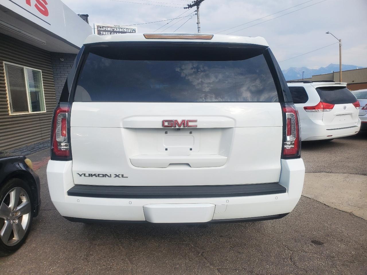 GMC Yukon XL 4WD 4dr SLE 2016