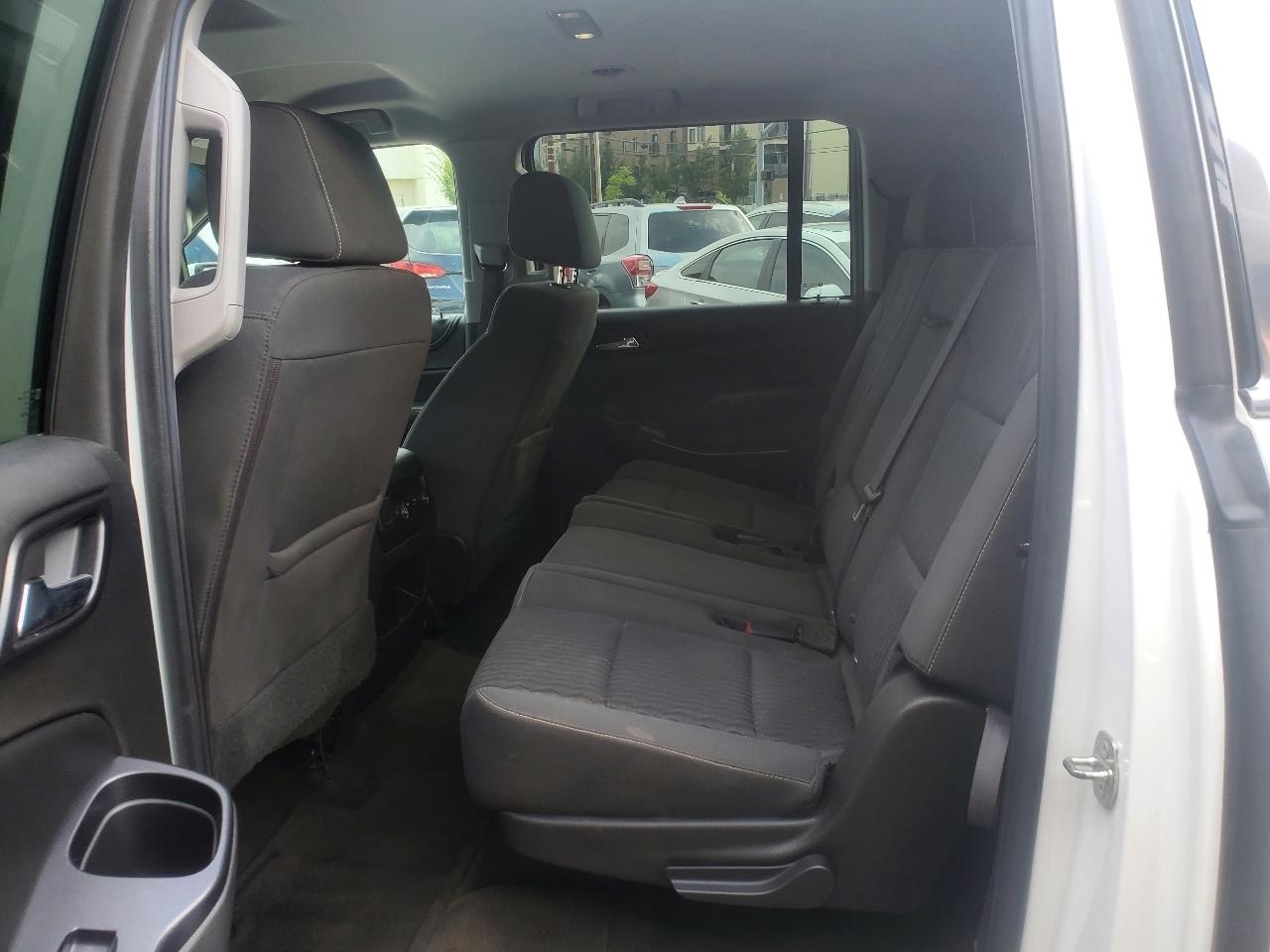 GMC Yukon XL 4WD 4dr SLE 2016