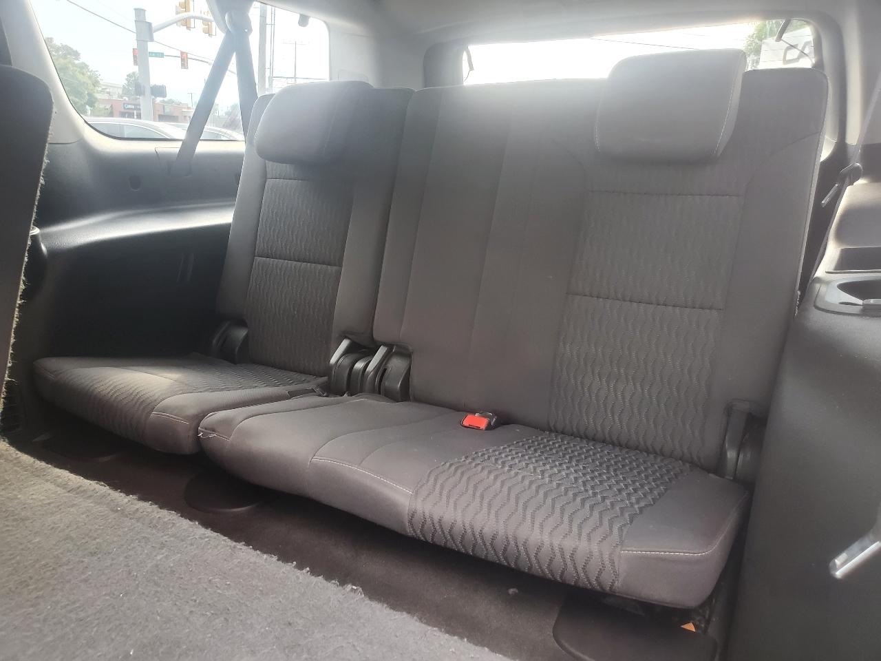 GMC Yukon XL 4WD 4dr SLE 2016