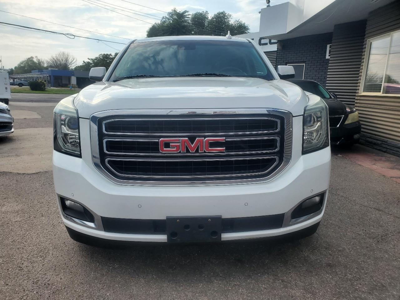 GMC Yukon XL 4WD 4dr SLE 2016