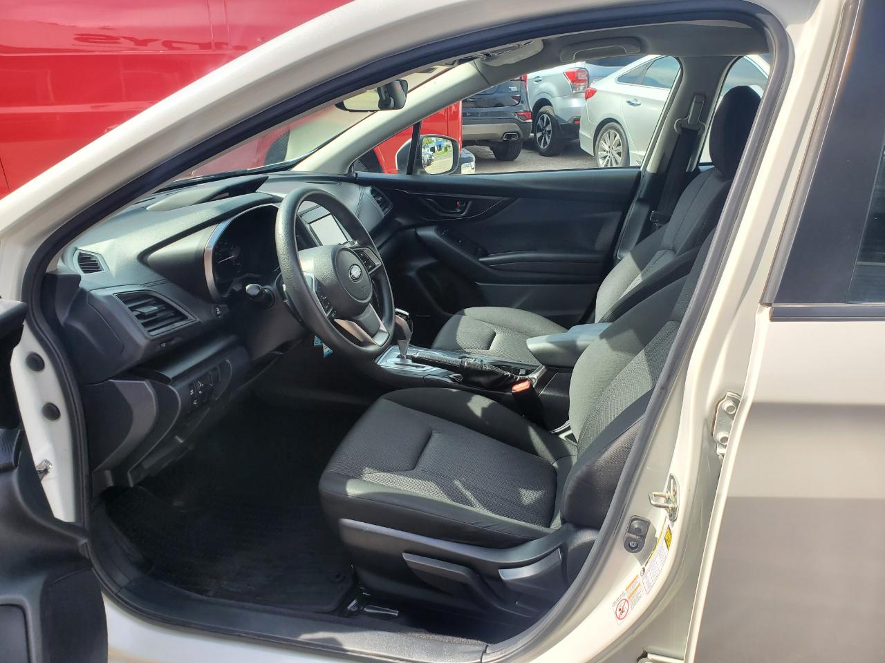 Subaru Impreza 2.0i Premium 5-door CVT 2017