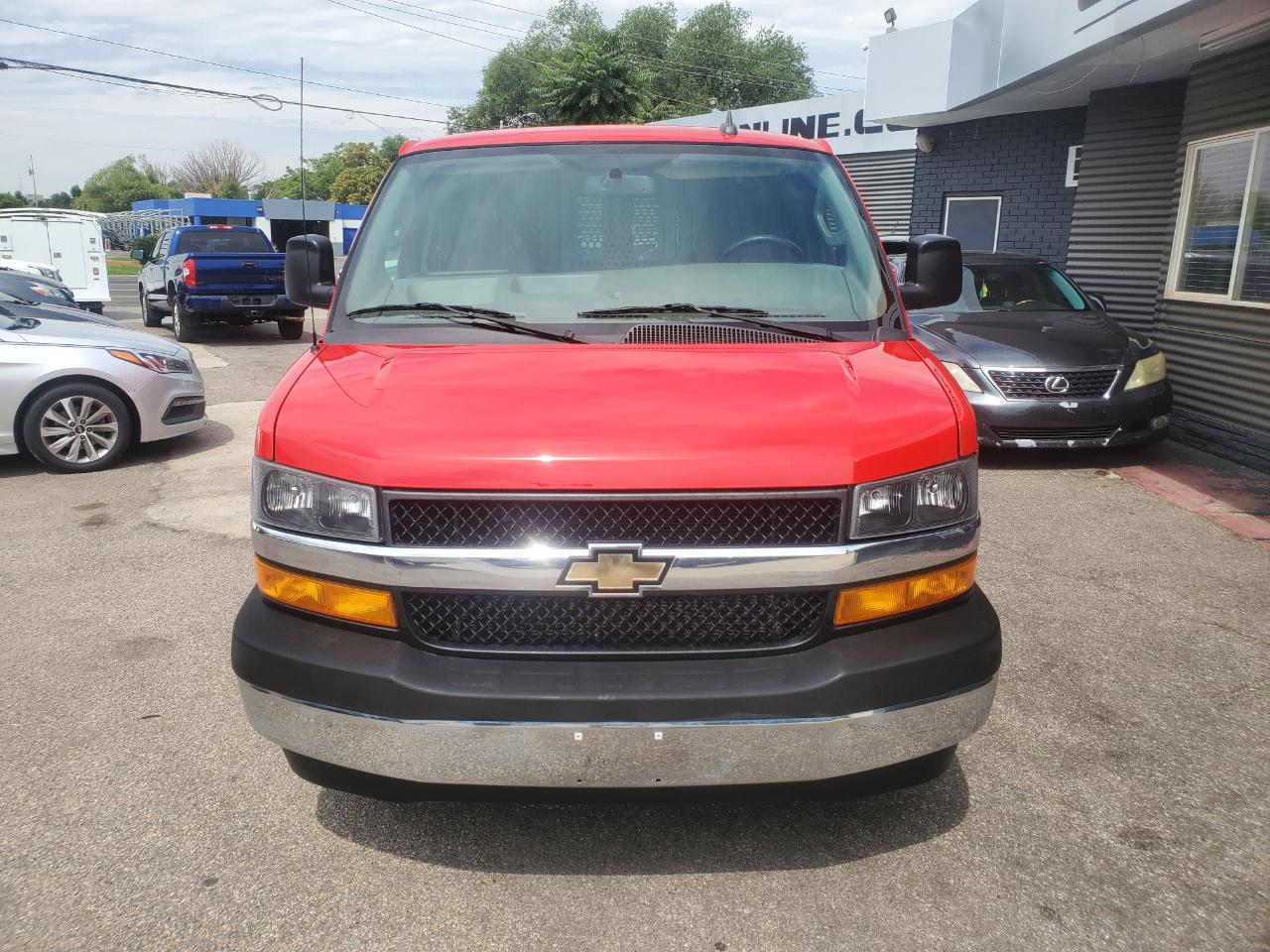 Chevrolet Express Cargo Van RWD 2500 135" 2021