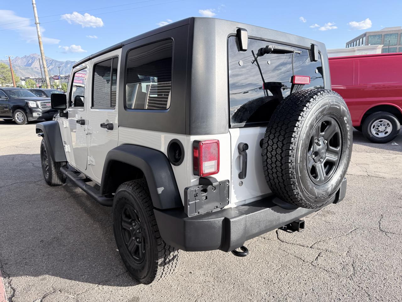 Jeep Wrangler Unlimited 4WD 4dr Sport 2015