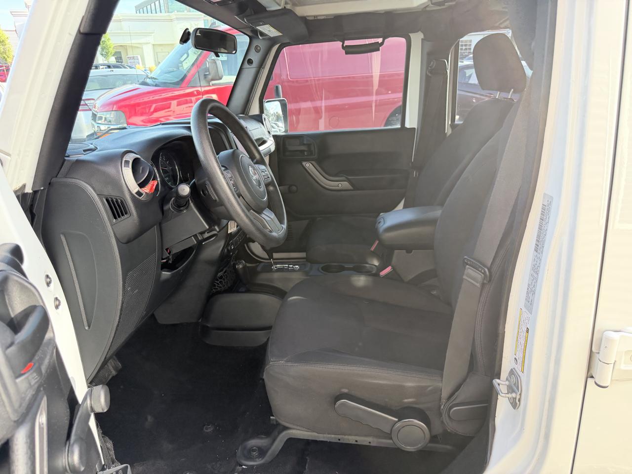 Jeep Wrangler Unlimited 4WD 4dr Sport 2015