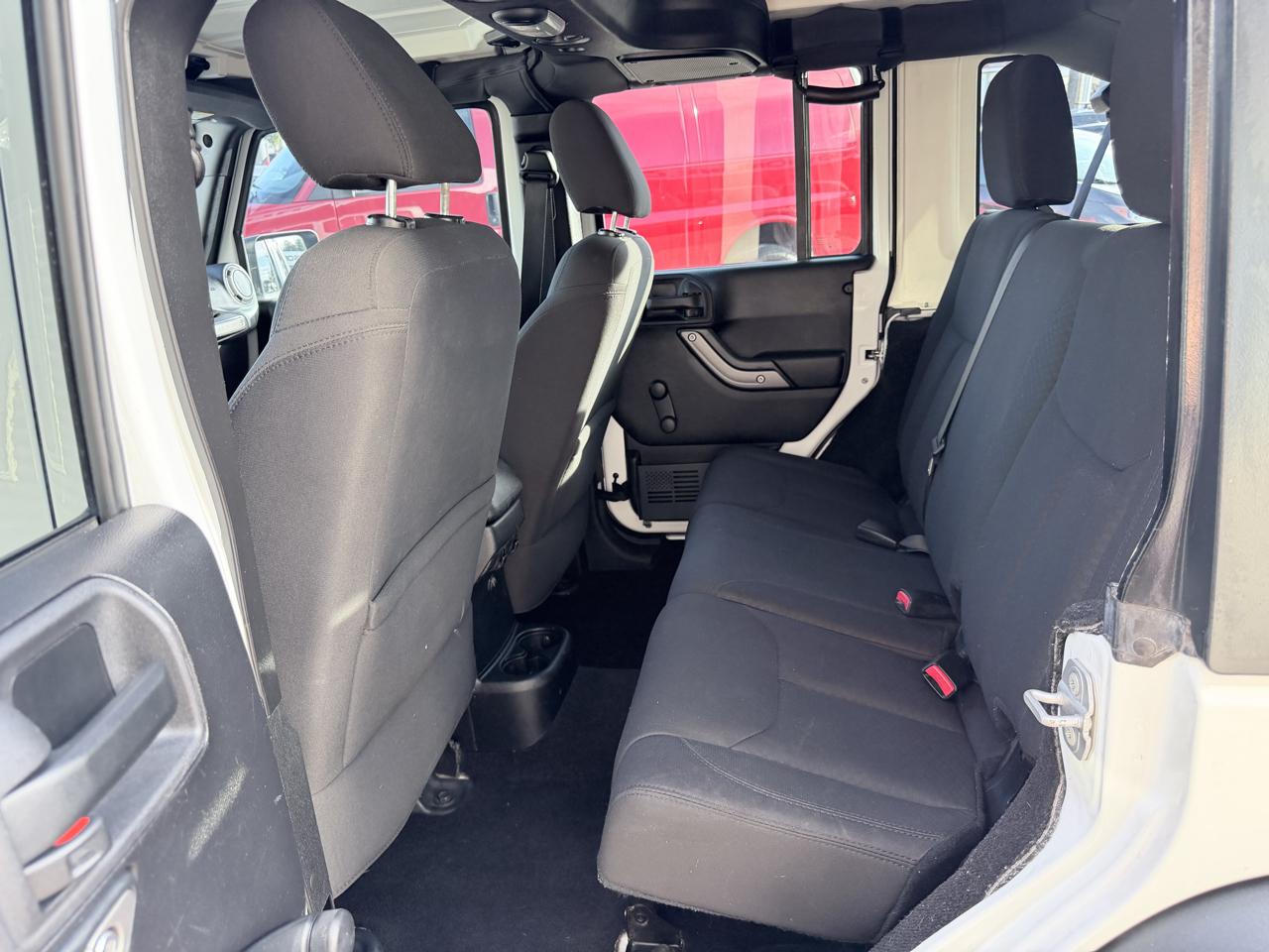 Jeep Wrangler Unlimited 4WD 4dr Sport 2015
