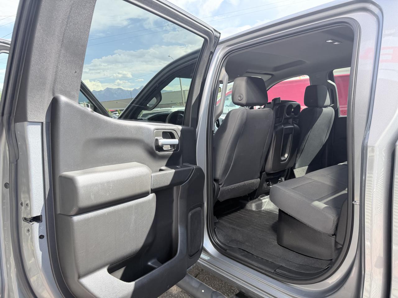 Chevrolet Silverado 1500 4WD Crew Cab 157" Custom Trail Boss 2020