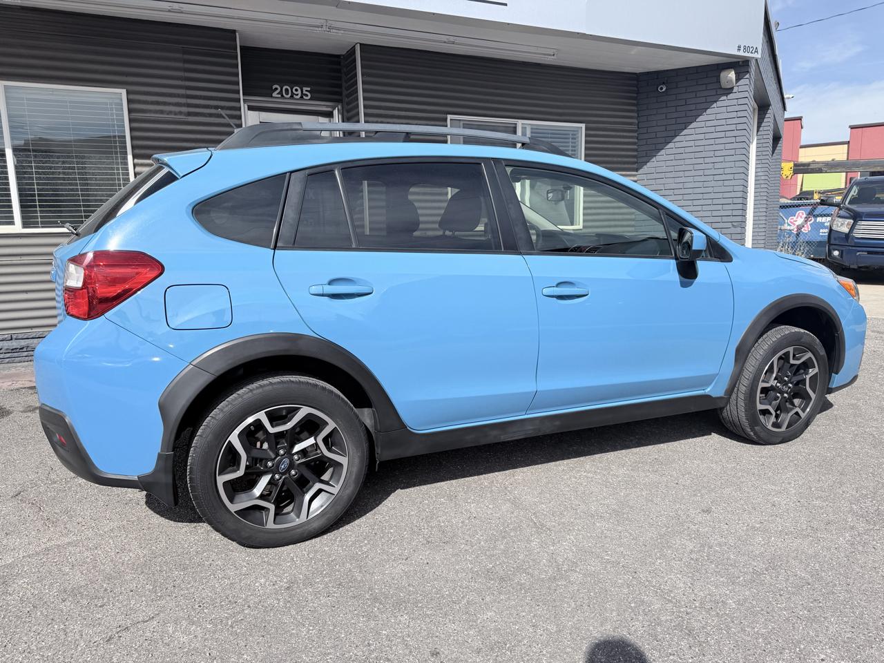 Subaru Crosstrek 5dr Man 2.0i Premium 2016