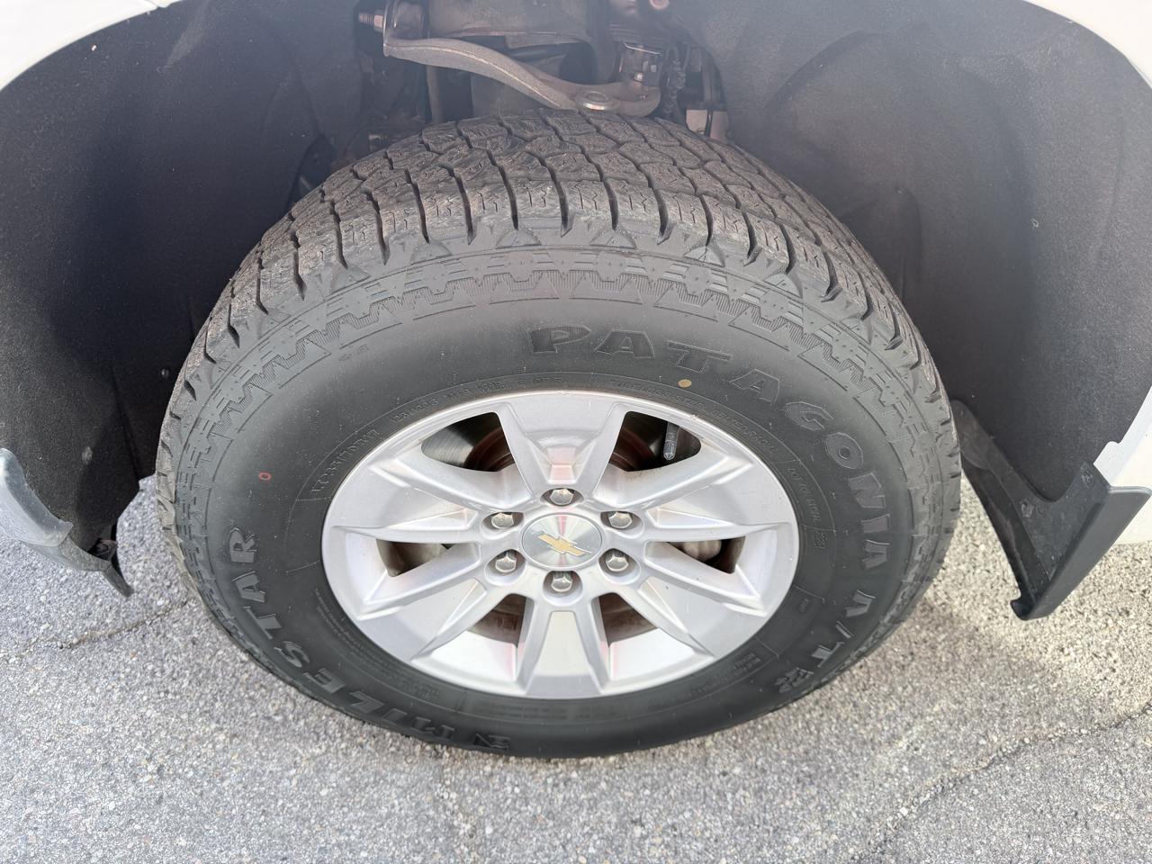 Chevrolet Silverado 1500 4WD Reg Cab 140" Work Truck 2019