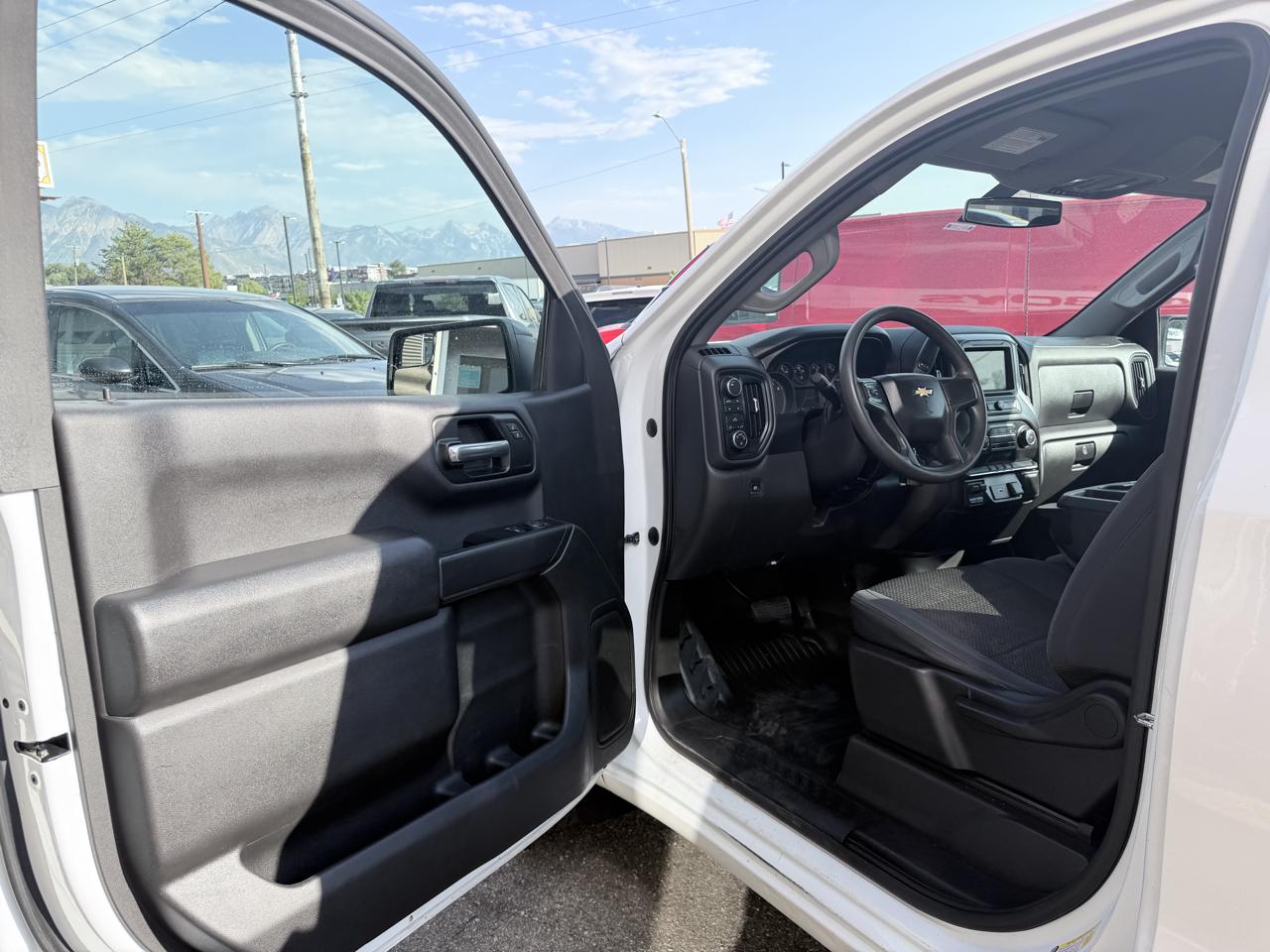 Chevrolet Silverado 1500 4WD Reg Cab 140" Work Truck 2019