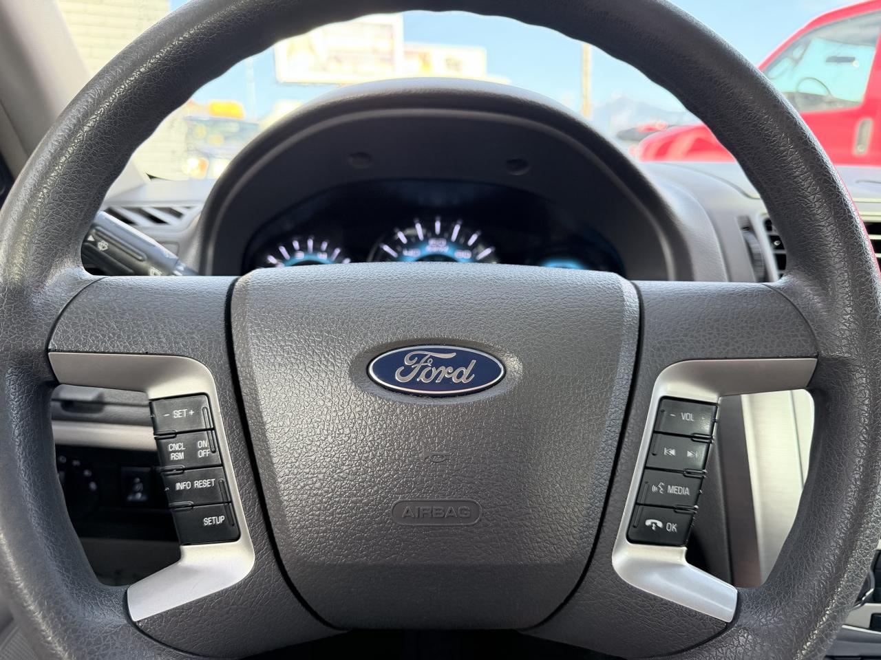 Ford Fusion 4dr Sdn SE FWD 2012