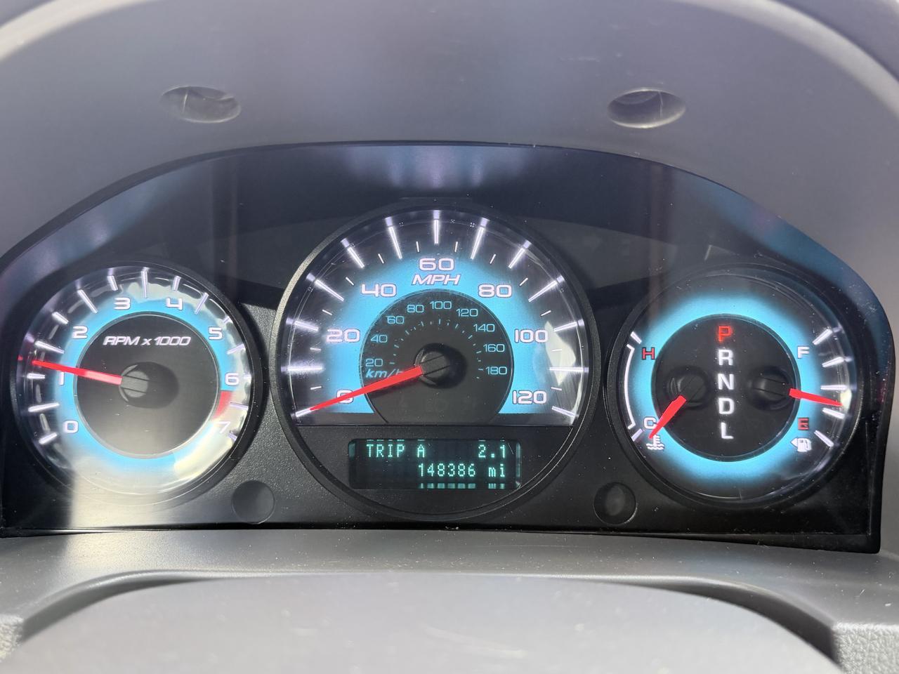Ford Fusion 4dr Sdn SE FWD 2012