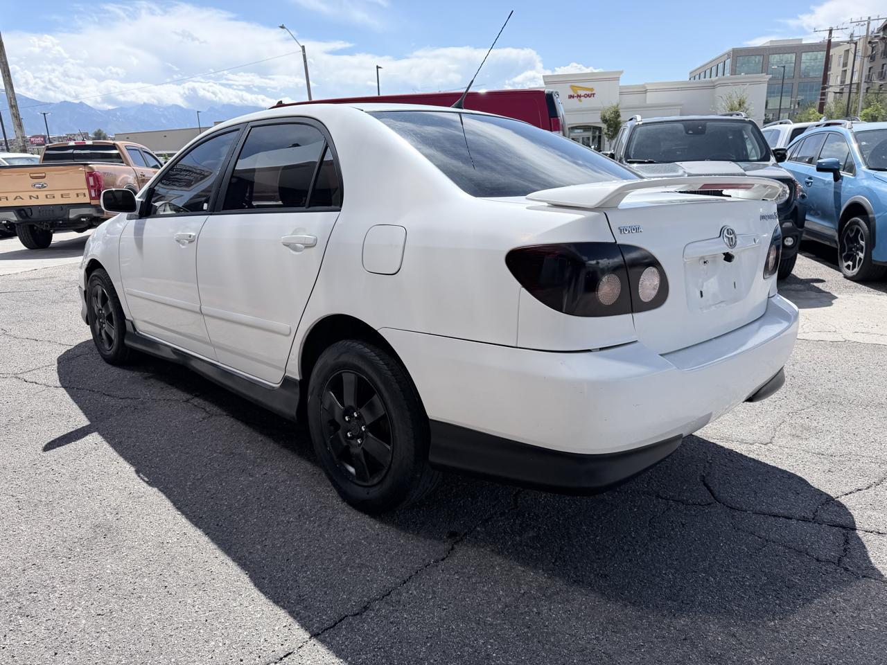 Toyota Corolla 4dr Sdn Man CE (Natl) 2008