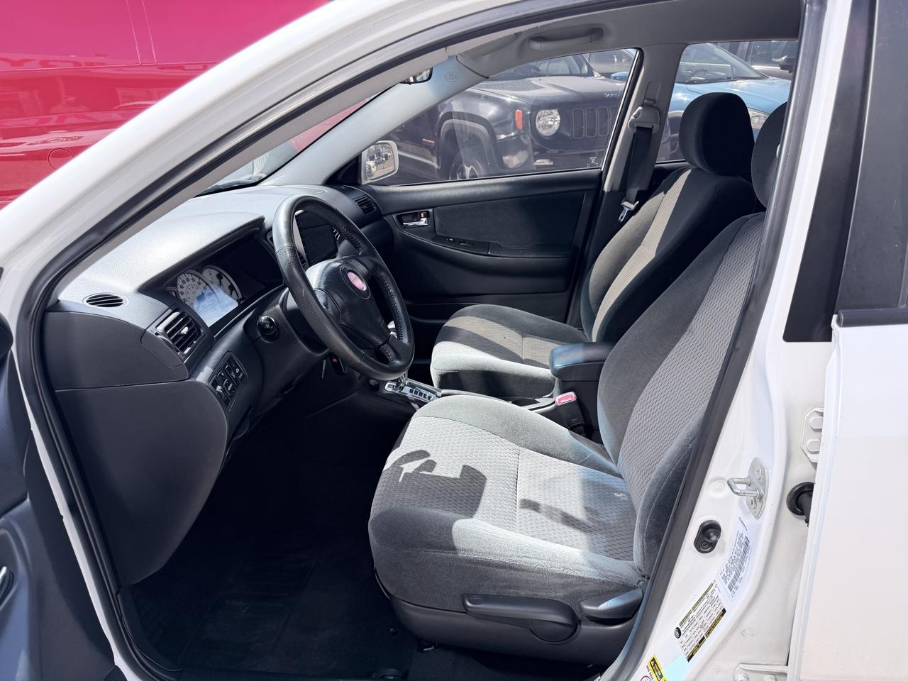 Toyota Corolla 4dr Sdn Man CE (Natl) 2008