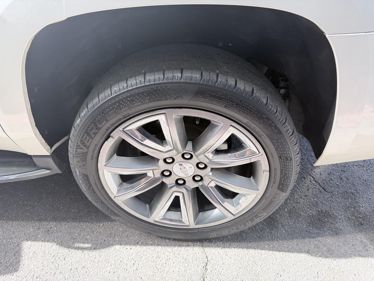 Chevrolet Suburban 4WD 4dr LTZ 2015