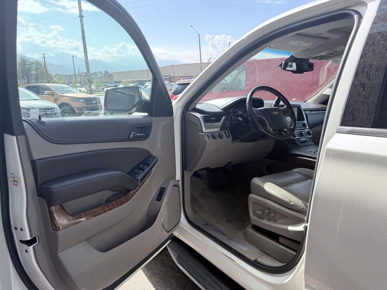 Chevrolet Suburban 4WD 4dr LTZ 2015