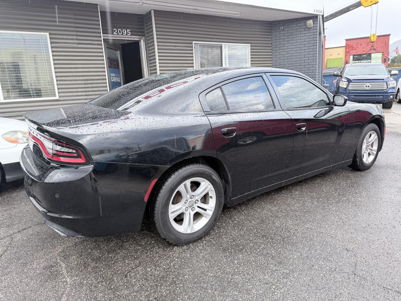 Dodge Charger 4dr Sdn SE RWD 2015
