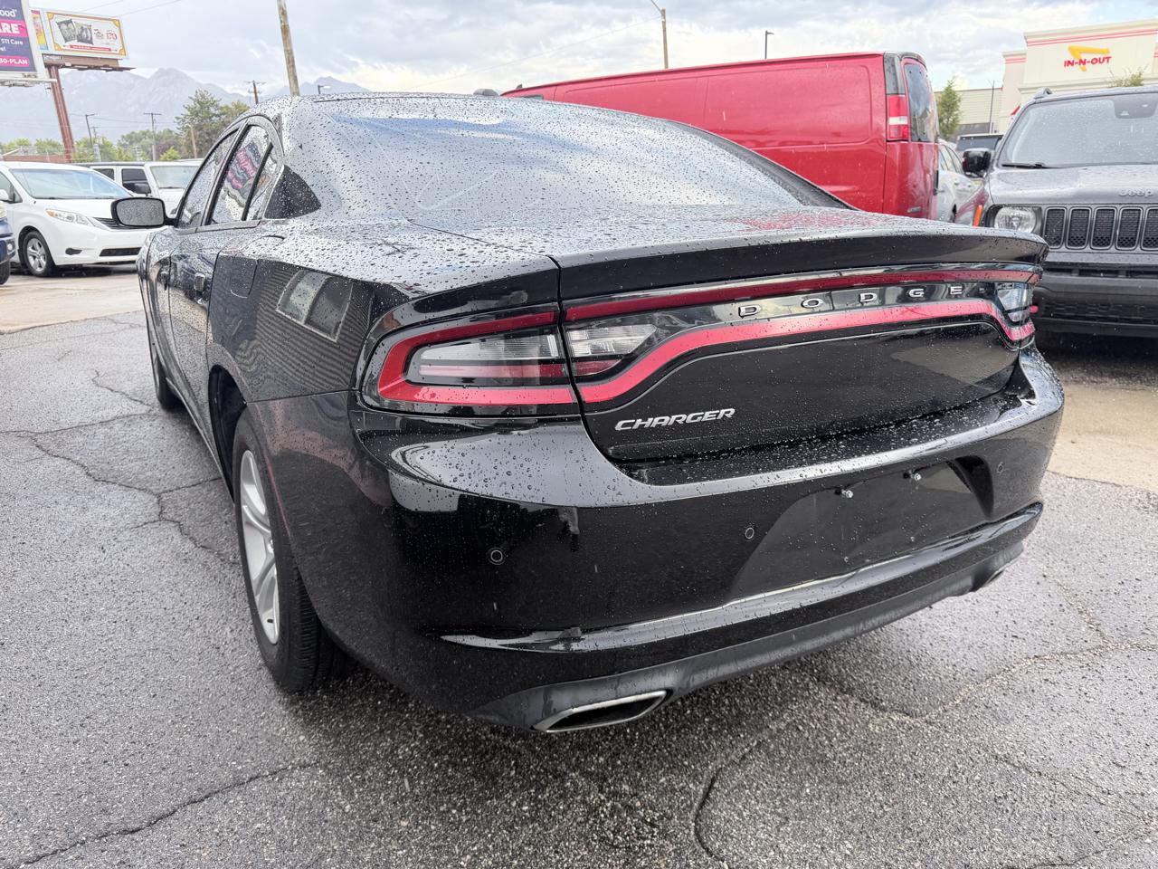 Dodge Charger 4dr Sdn SE RWD 2015