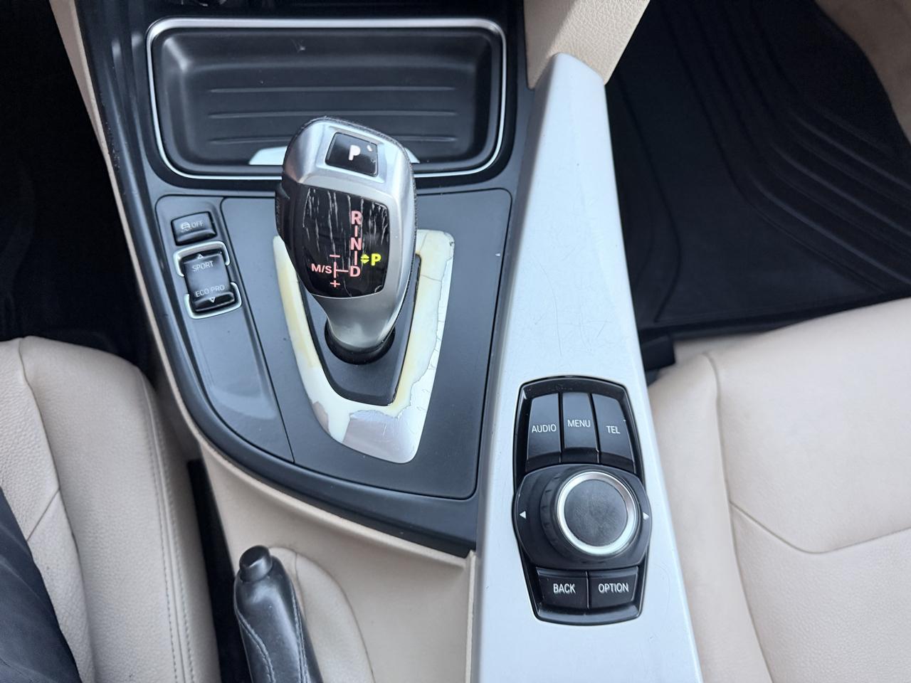 BMW 3 Series 4dr Sdn 320i xDrive AWD 2014