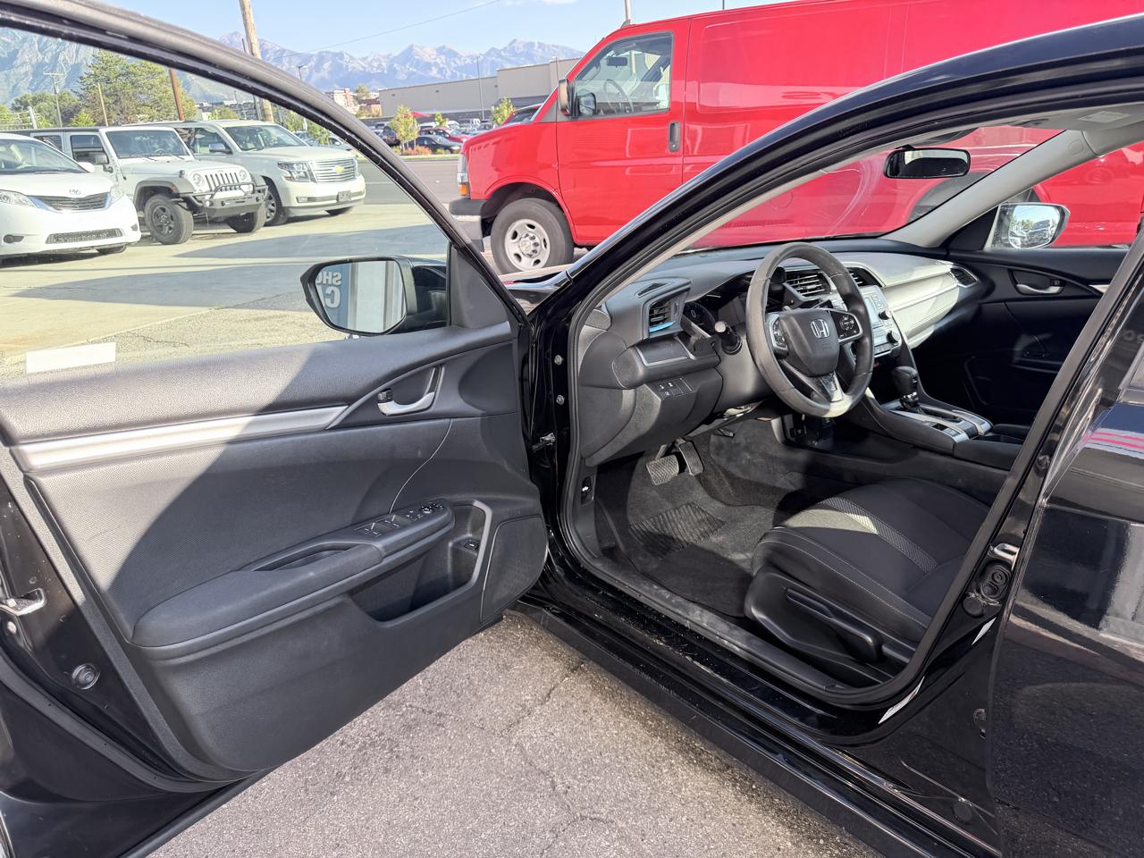 Honda Civic Sedan LX CVT 2020