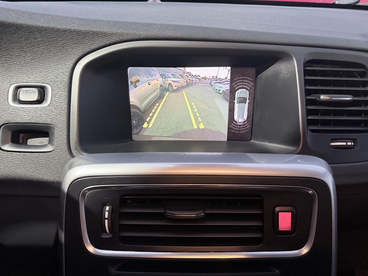 Volvo V60 photo 17