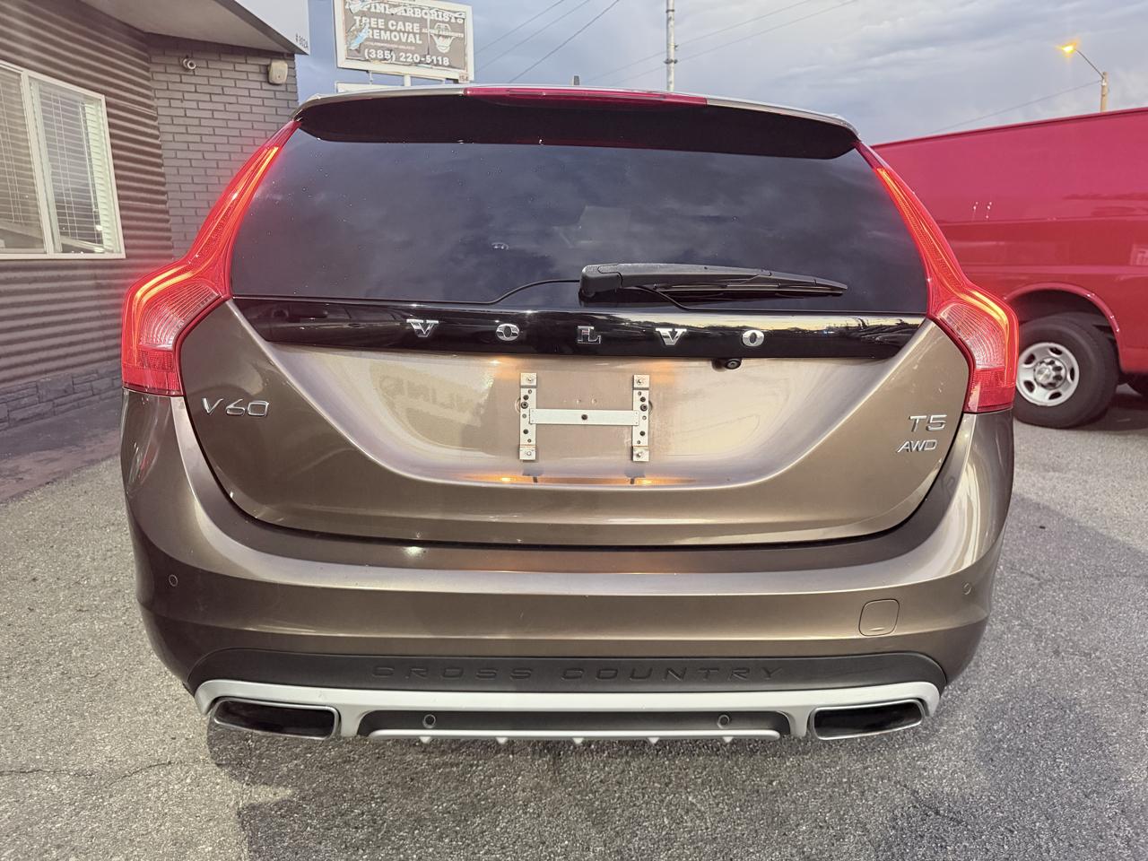 Volvo V60 photo 21