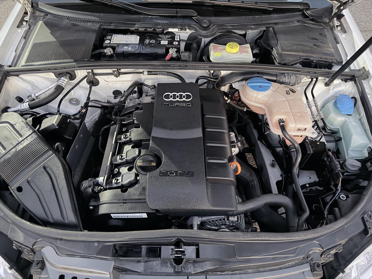 Audi A4 4dr Sdn Man SE 2.0T quattro 2008