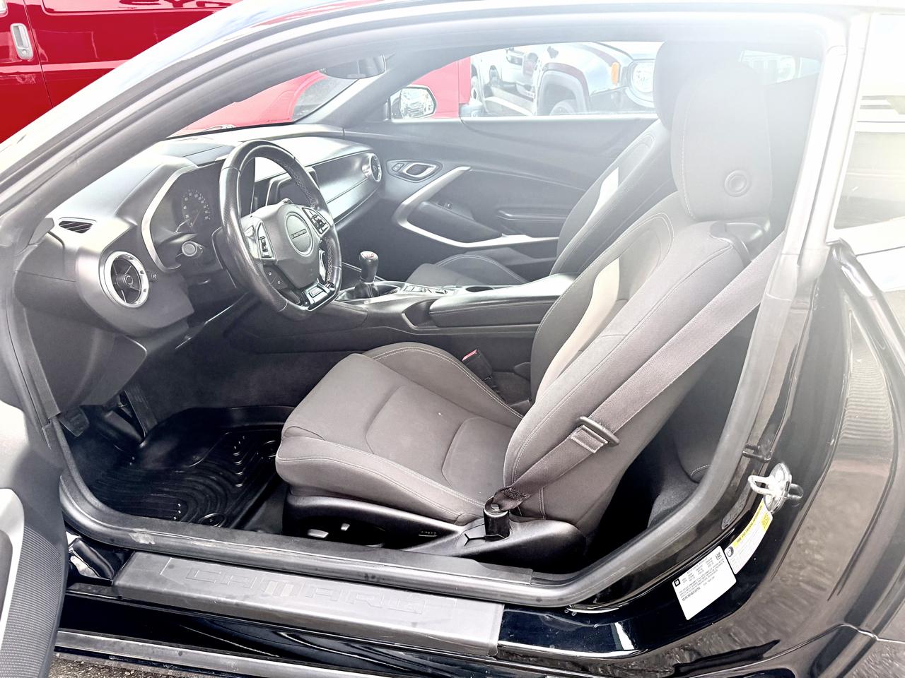 Chevrolet Camaro 2dr Cpe 1SS 2016