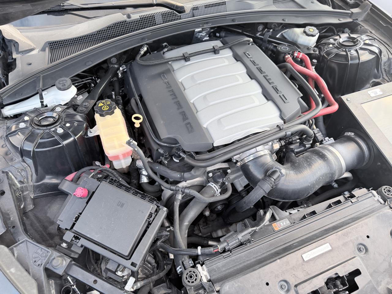 Chevrolet Camaro 2dr Cpe 1SS 2016