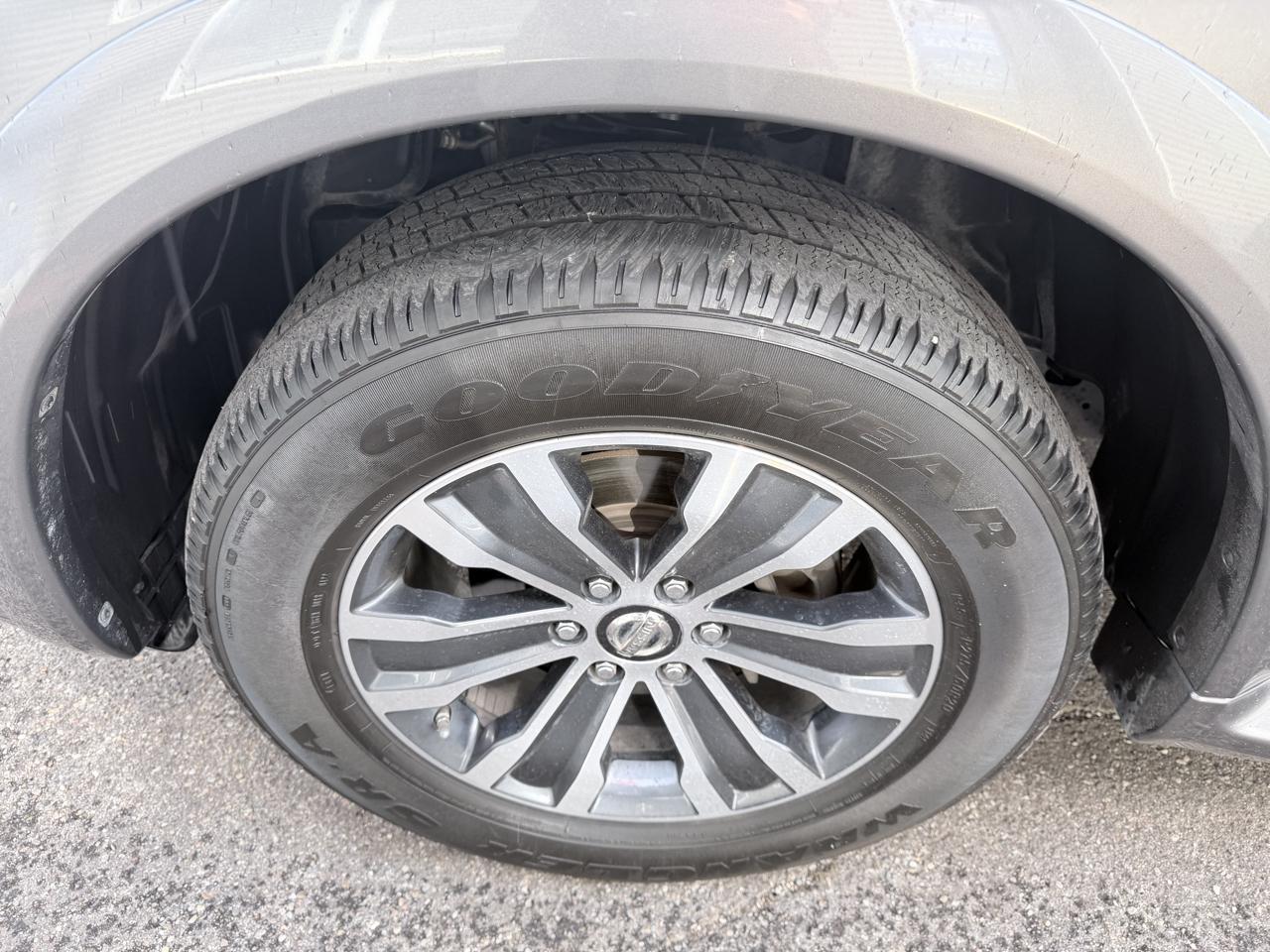 Nissan Armada 4x4 SL 2019