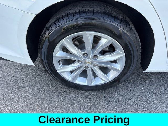 Chevrolet Malibu  2023